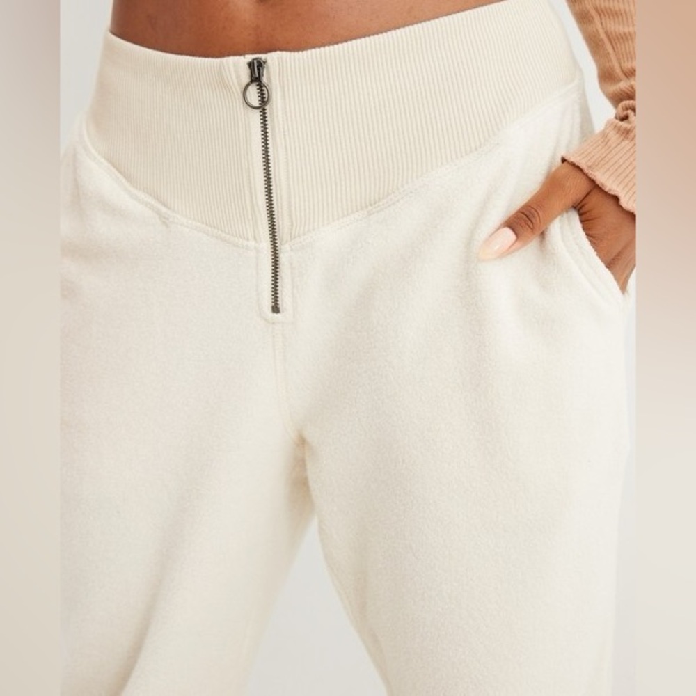 Aerie | Fleece Sherpa Comfy Zip Front Corset Jogger Pants - Picture 3 of 7
